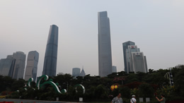 “海斗一号”最大下潜深度10907米 刷新我国潜水器最大下潜深度纪录